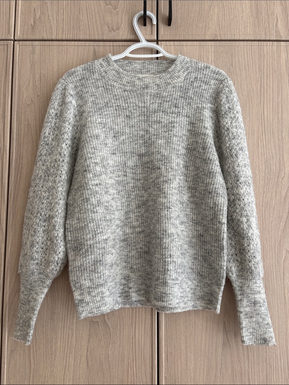 Heartloom Baloon Sleeve Crewneck Sweater in Light Gray